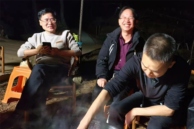 站長年會上的貴州007